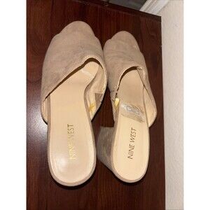 Nine West Suede Khaki Tan Size 10 Slip On Leather